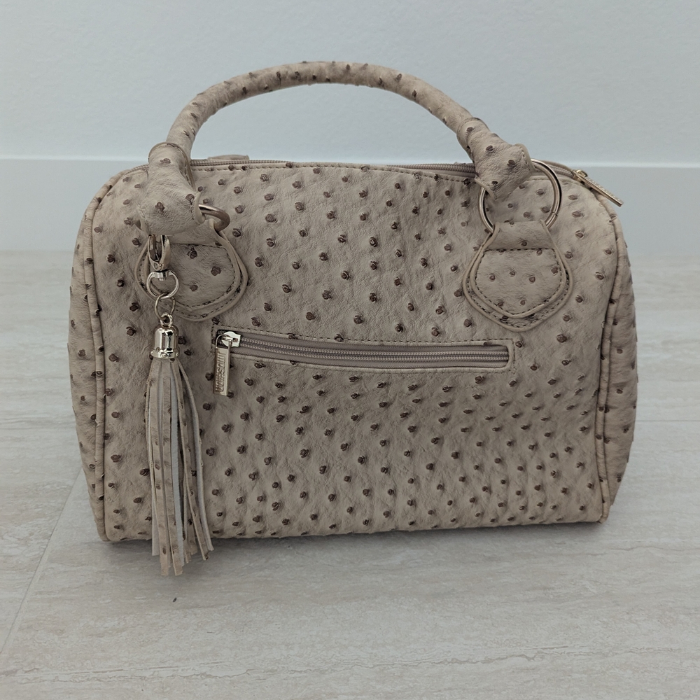 Elegant Beige Textured Handbag